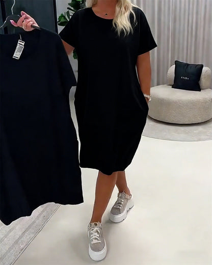 Pretty - Hübsches Kleid Mit Kurzen Ärmeln Und Rundem Ausschnitt