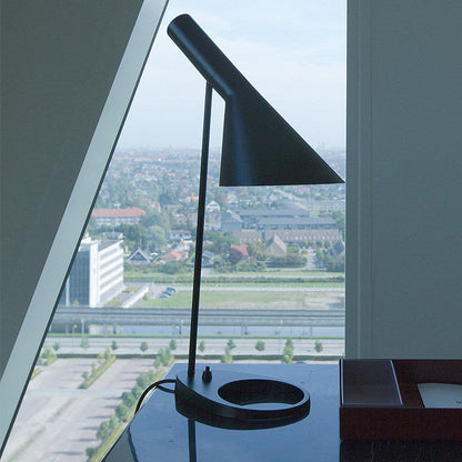 LED-Stehlampe Nordisches Design Augenschutz