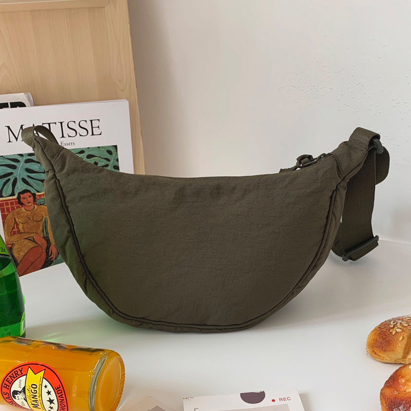 Chic Crossbody Bag: Sleek, Compact, and Practical