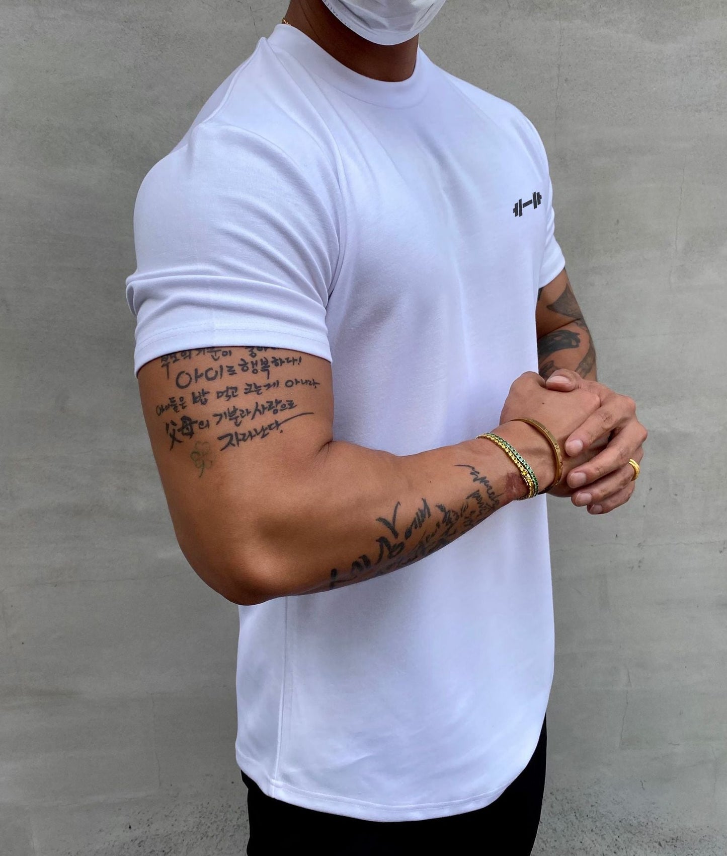 Men’s Breathable Casual T-Shirt – Lightweight Comfortable Stylish Everyday Summer Wear