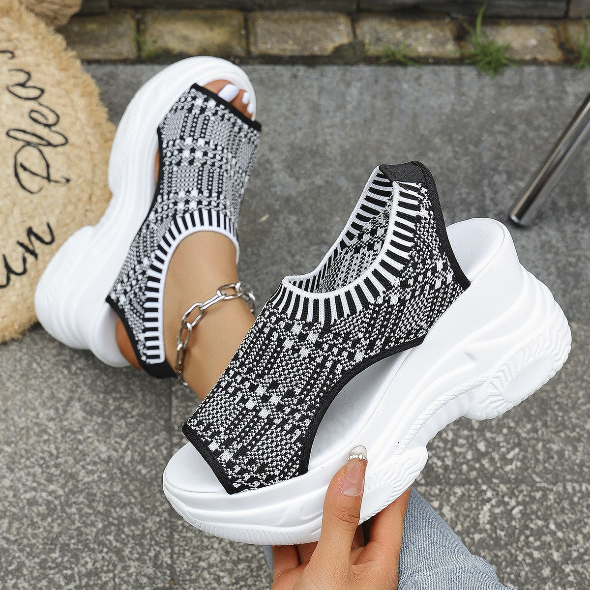 Tareen | Modische Sport-Sandalen mit dicker Sohle