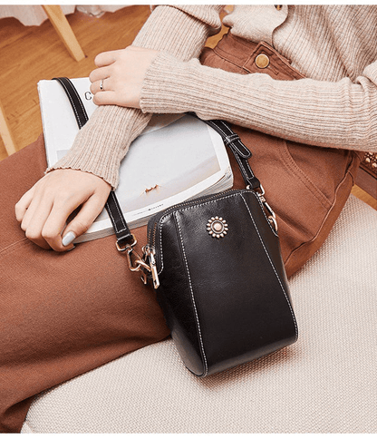 VioraLux™ Leather Crossbody — Command Attention with Timeless Elegance and Effortless Confidence