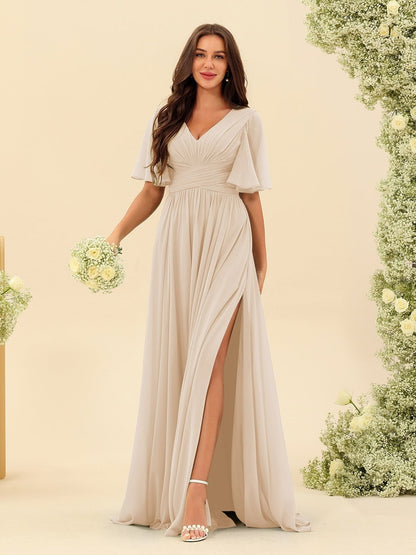 Abito Lungo in Chiffon Elegante – Silhouette Fluida A-Line con Spacco Laterale e Volant