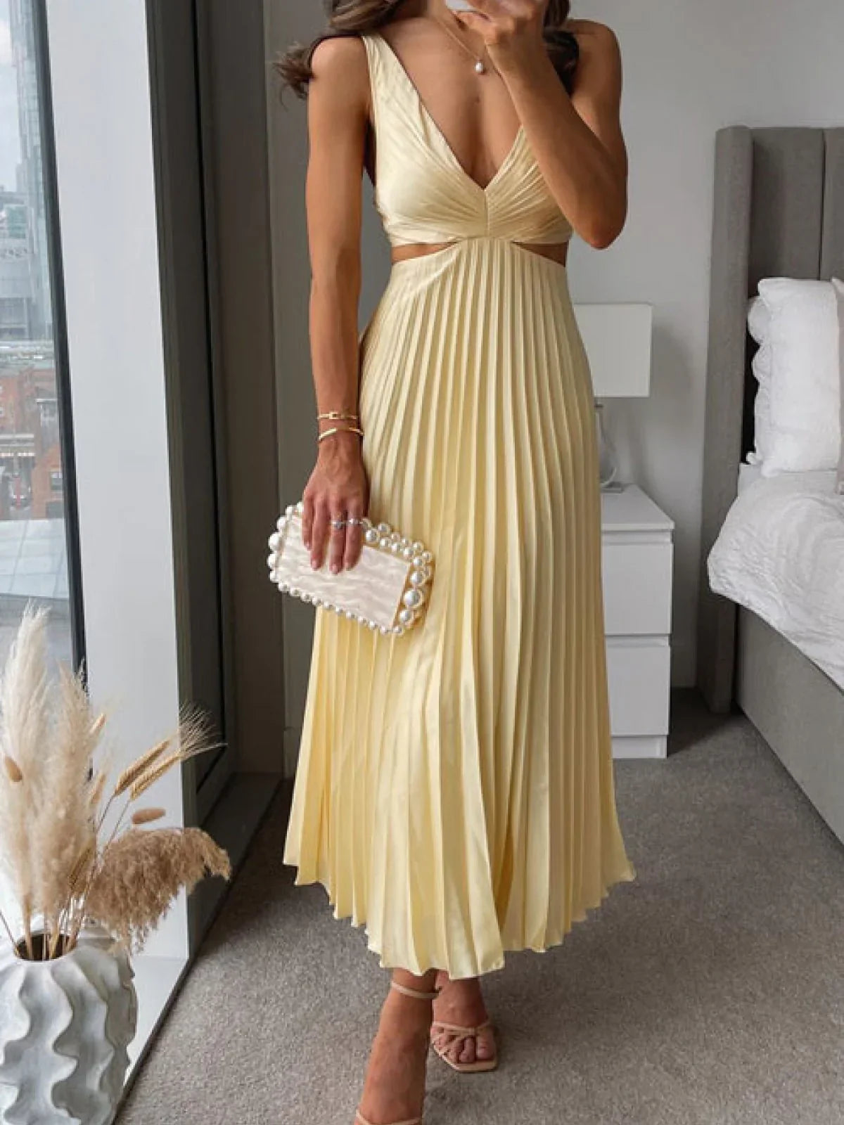 Abito elegante Donna | Scollo a V & Gonna plissettata