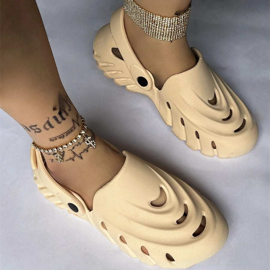 Vielseitige, Bequeme Damen Clogs für Alltag & Beruf – Noa
