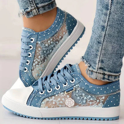 Andningsbara damcanvassneakers med höstig blommig spets – Celina