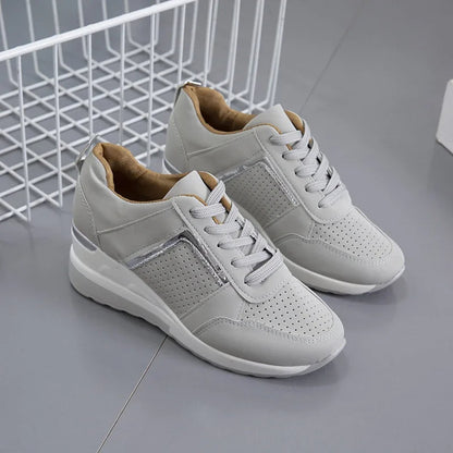 Luftige Sneakers – Kvindernes Ultimative Stilikon