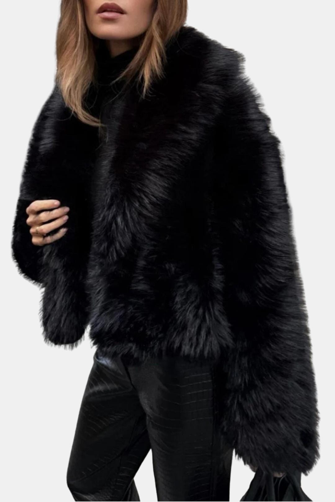 Alaya – Luxe Faux Fur Statement Jacket