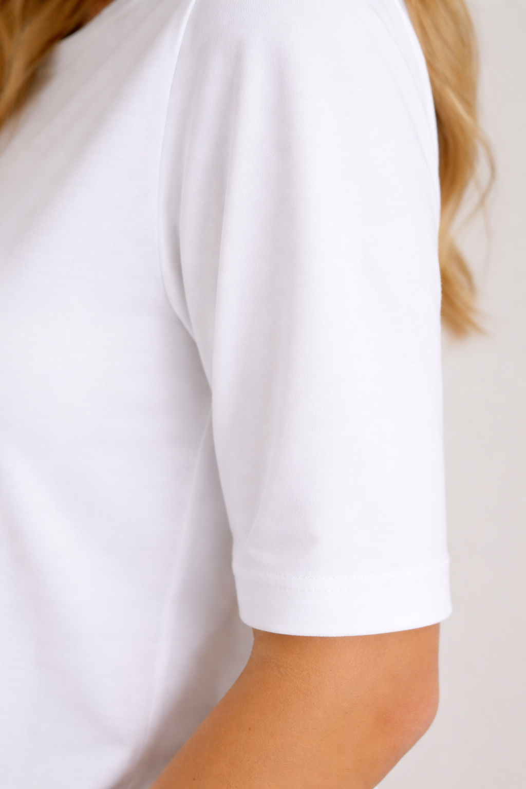 Aneta | Loose Half Sleeve Tee