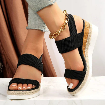 SUENTA Damen Anna-Sandalen Plateau Elastische Riemen Sommerschuhe Stylischem Look Schwarz