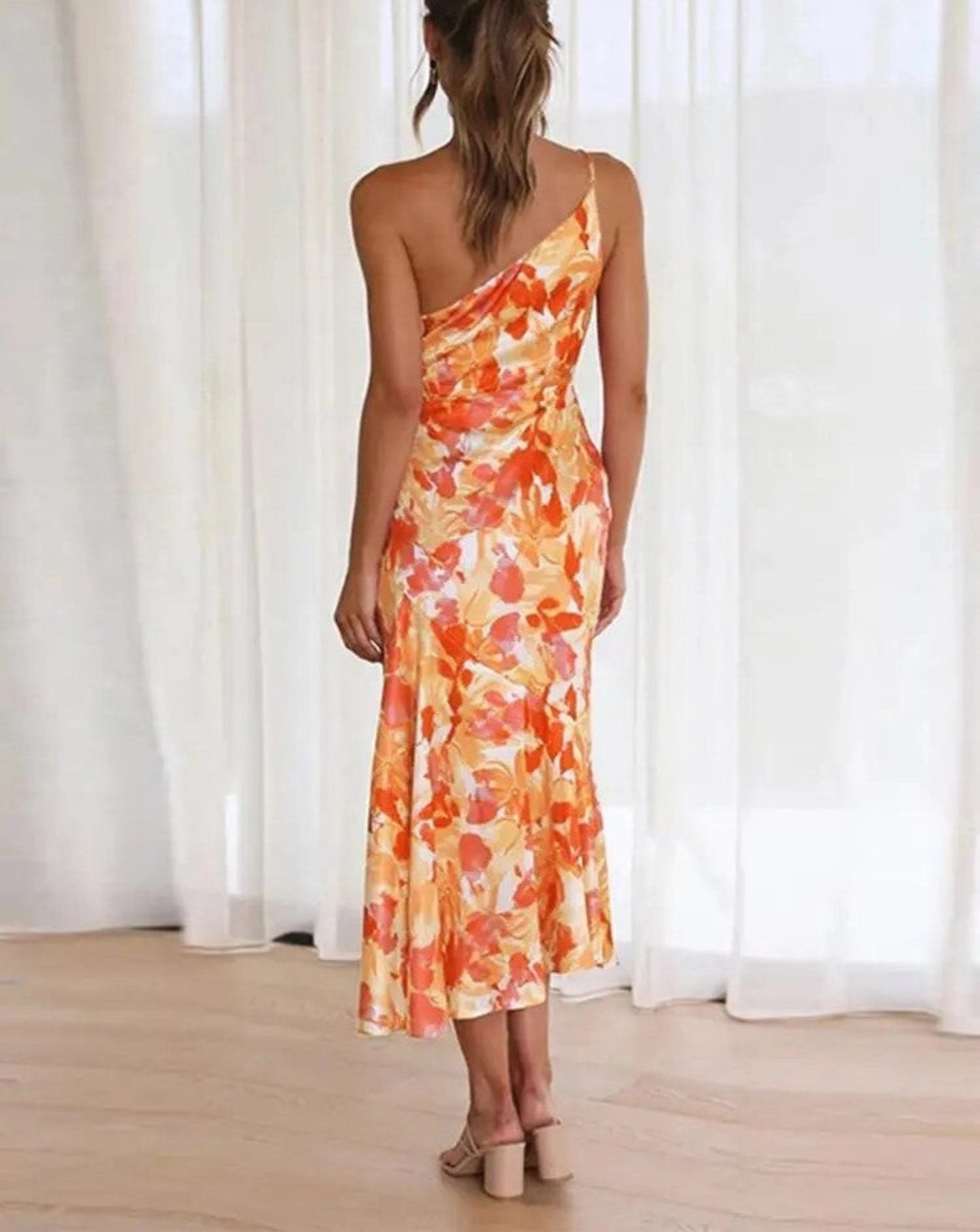 Viktoria™ | Rochie maxi asimetrică cu model floral