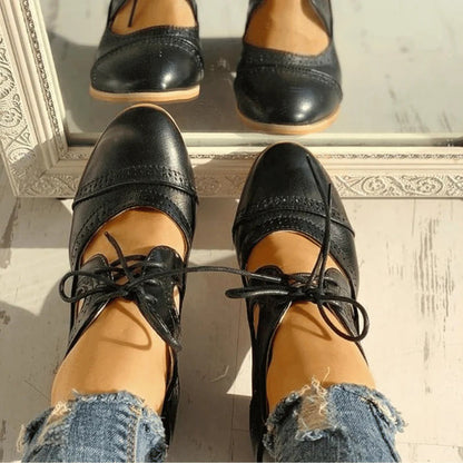 Buty z długim cholewką FLEUR: elegancja i wyrafinowanie na każdą okazję