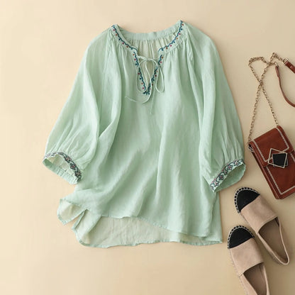 Blouse dames | Linnen blouse met borduursel en striksluiting