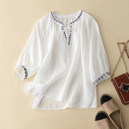 Blouse dames | Linnen blouse met borduursel en striksluiting