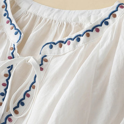 Blouse dames | Linnen blouse met borduursel en striksluiting
