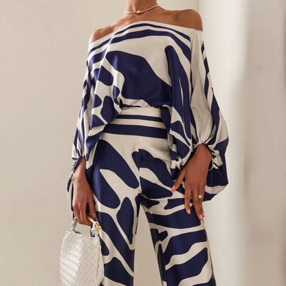 Zweiteiliges Satin-Set mit Herbstmuster – Selena