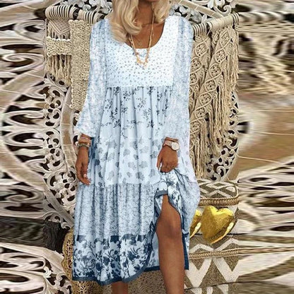 Boho-inspireret kjole med rund hals og blomsterprint - Amara