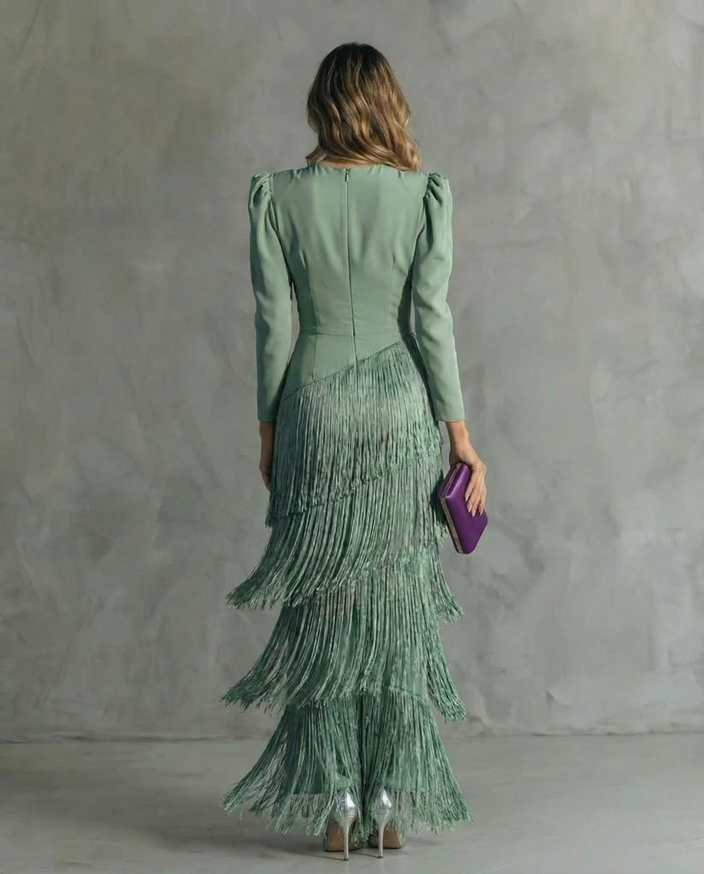 Izabella | ELEGANCKA SUKIENKA MIDI Z FRĘDZLAMI