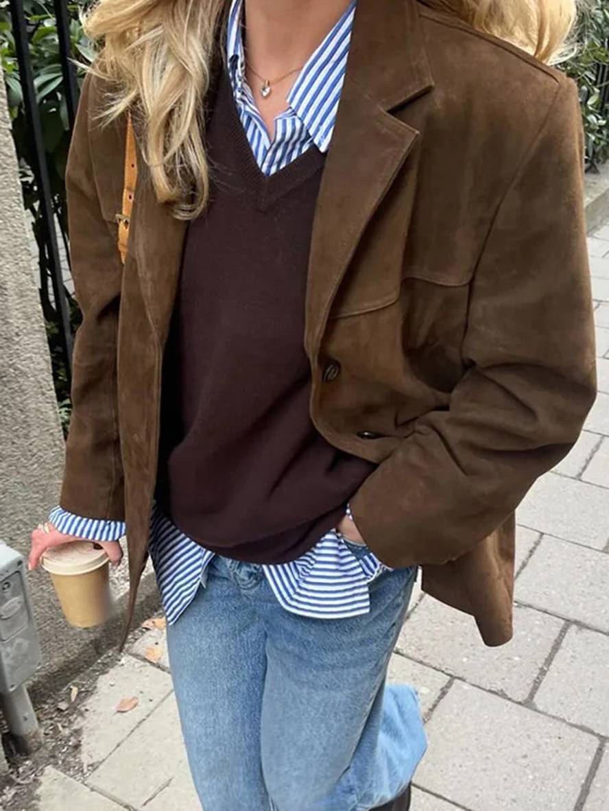 Valenya – Eleganter Blazer aus Wildlederimitat mit Knöpfen und Taschen