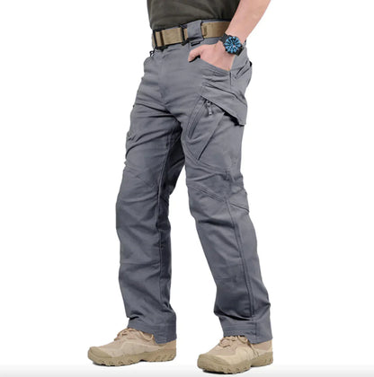 TitanX – Wasserdichte und bequeme taktische Hose mit viel Stauraum