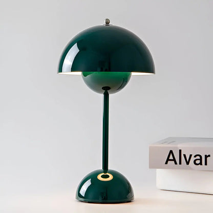 Elegant Skandinavisk Bordlampe med Justerbart Lys
