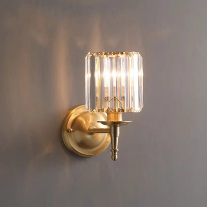 GlowVintage – Luksusowa Kryształowa Lampa Ścienna