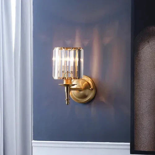 GlowVintage – Luksusowa Kryształowa Lampa Ścienna