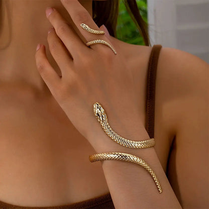 Dame smykkesæt | Halskæde og armbånd med elegant design