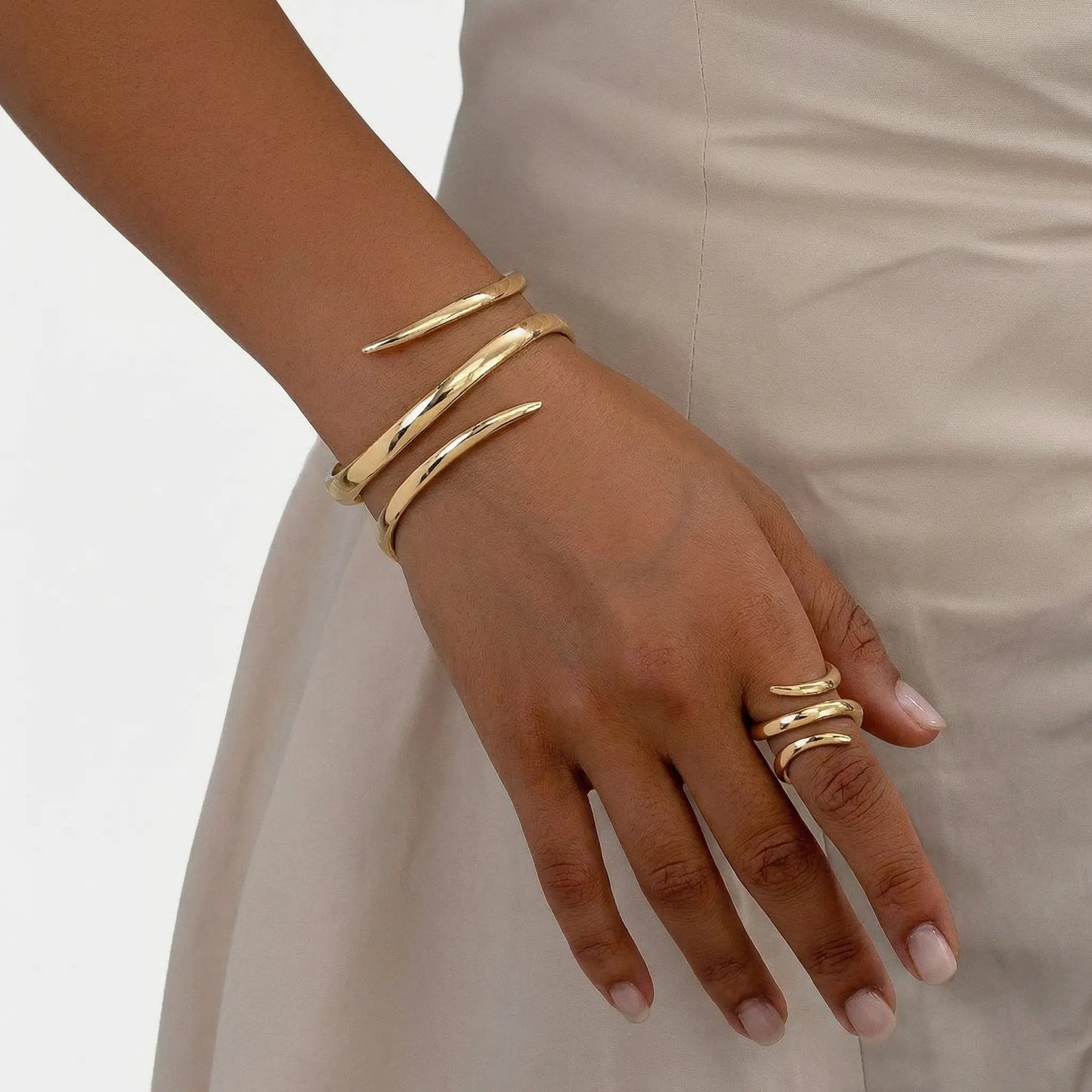 Dame smykkesæt | Halskæde og armbånd med minimalistisk design