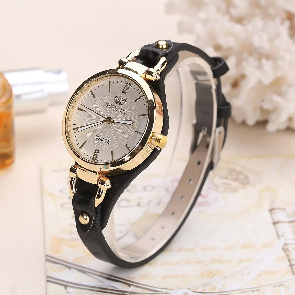 Damen Armbanduhr im Vintage-Stil mit Veganem Lederarmband 5