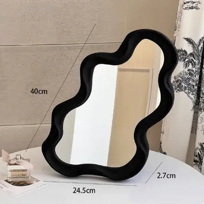 Dekospiegel mit Wellenrahmen – 40 cm Zorenza