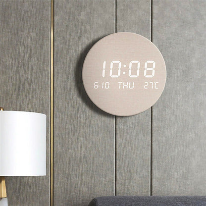 Sleek Scandinavian Rechargeable Wall Clock – 7.68 Inch Design