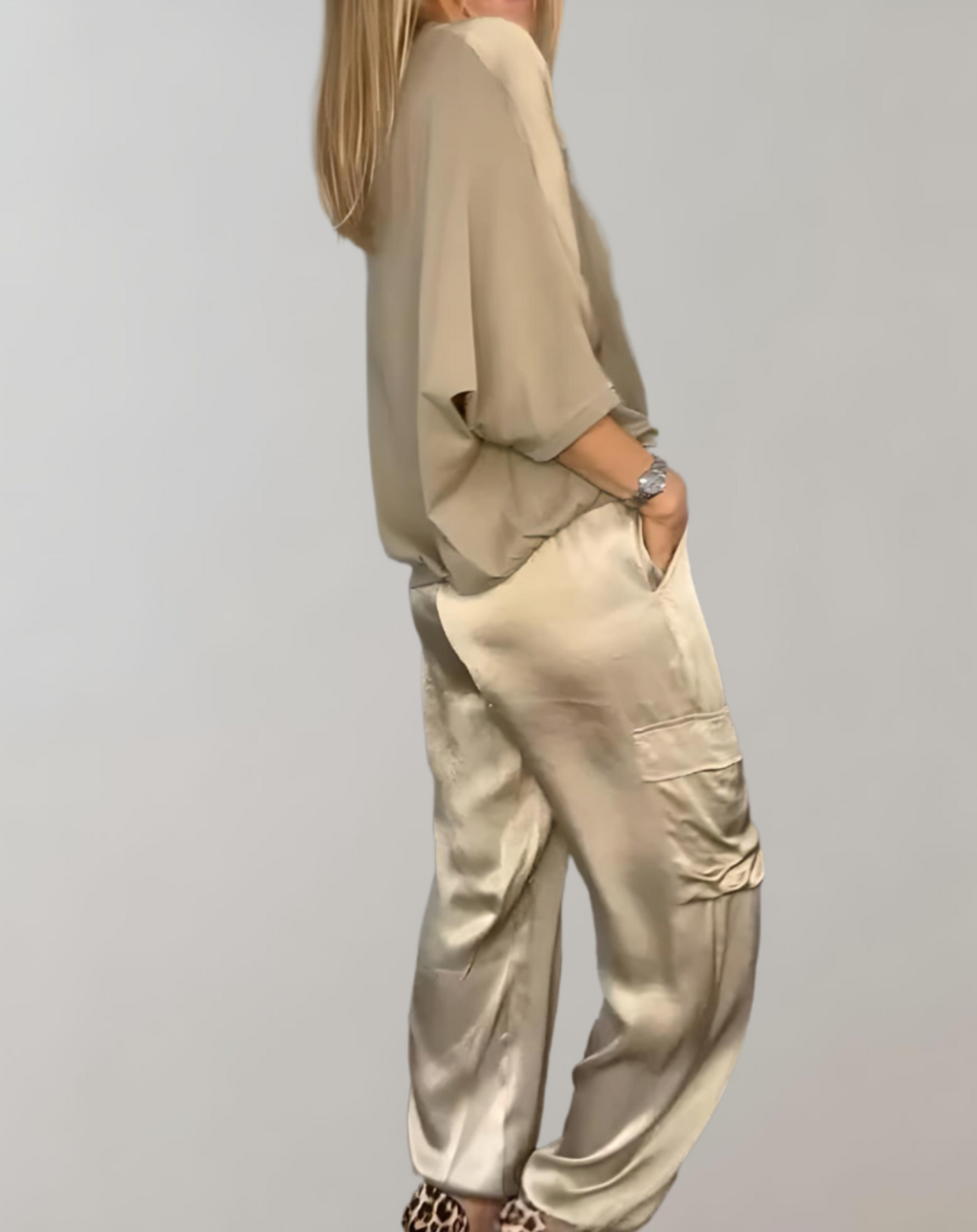Alicia |  Conjunto de Lounge Cargo Suave como la Seda