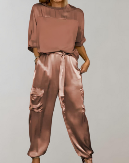 Alicia |  Conjunto de Lounge Cargo Suave como la Seda