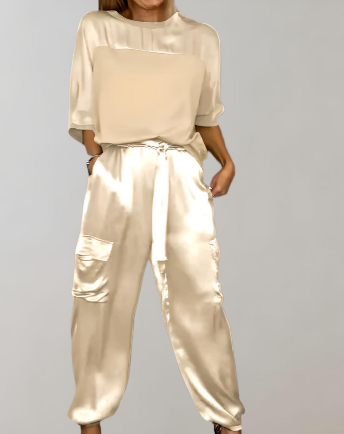 Alicia |  Conjunto de Lounge Cargo Suave como la Seda