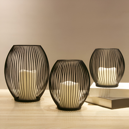 Minimalistisk svart metalllykta – Dekorativ ljusuppställning