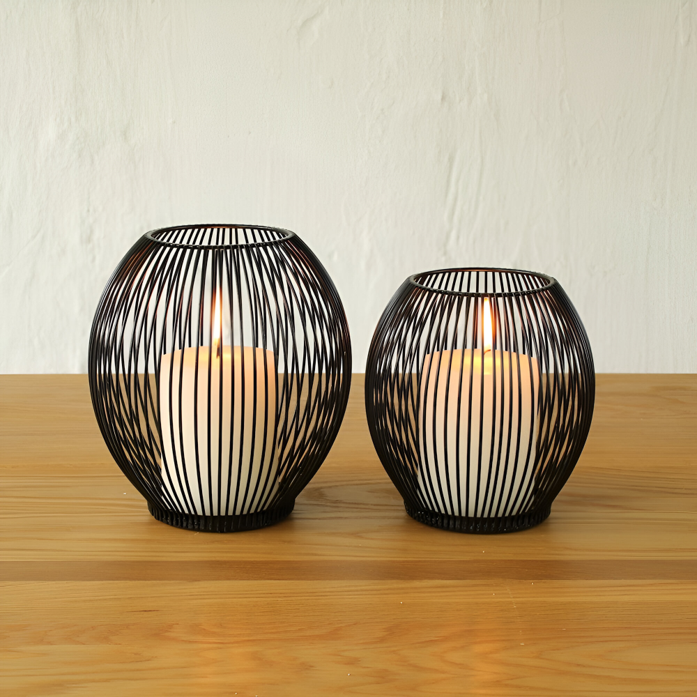 Minimalistisk svart metalllykta – Dekorativ ljusuppställning