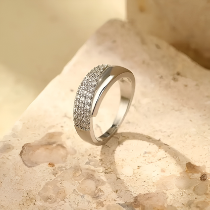 Elegant Haven | Waterproof, Hypoallergenic Minimalist Jewelry