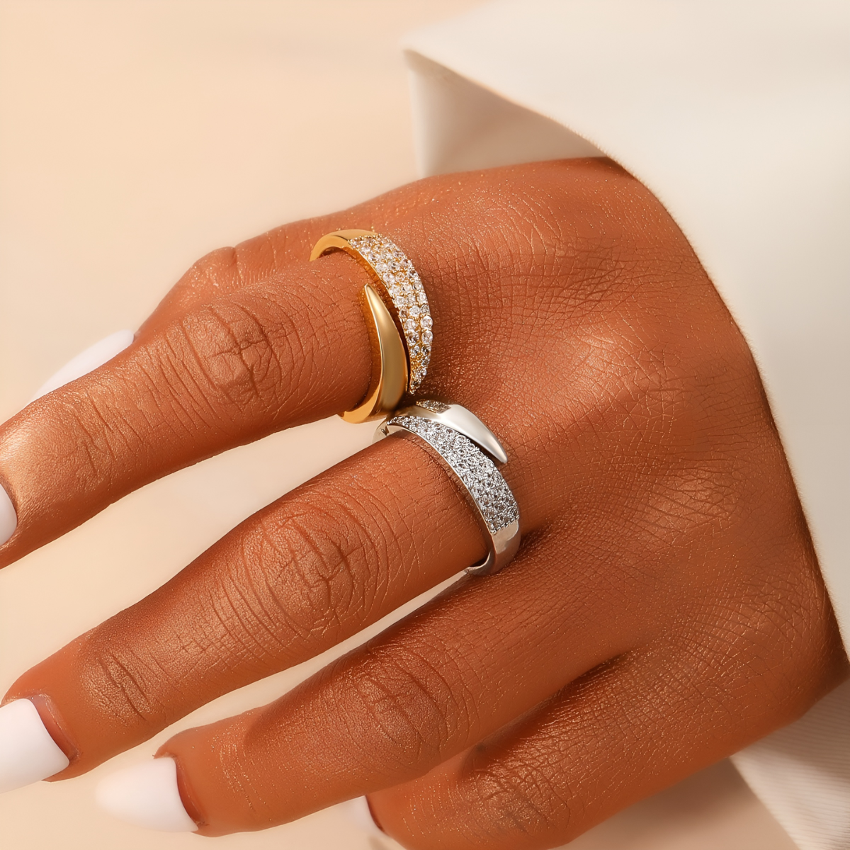 Elegant Haven | Waterproof, Hypoallergenic Minimalist Jewelry