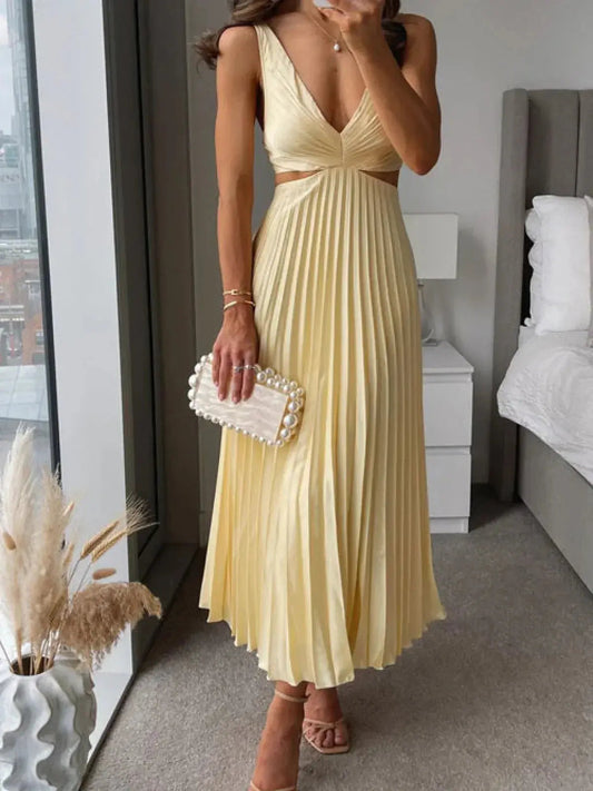 Elegantes Midikleid mit Cut-out-Details & Faltenrock für Stilvolle Anlässe 0