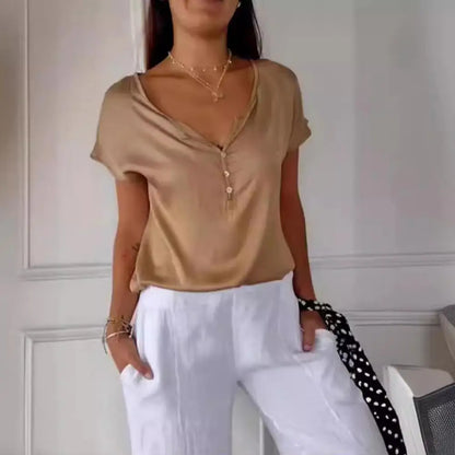 Enide™ Smooth short-sleeved V-neck T-shirt
