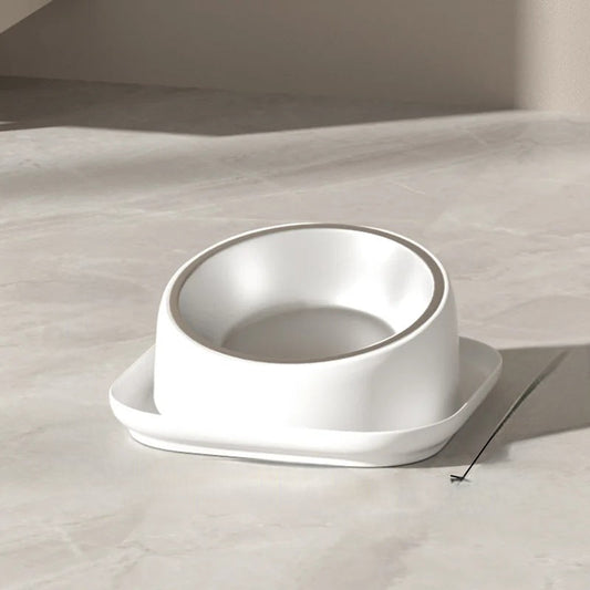 Ergonomic Non-Slip Pet Bowl for Cats and Dogs – Sustainable Plastic Design with 45° Incline 0