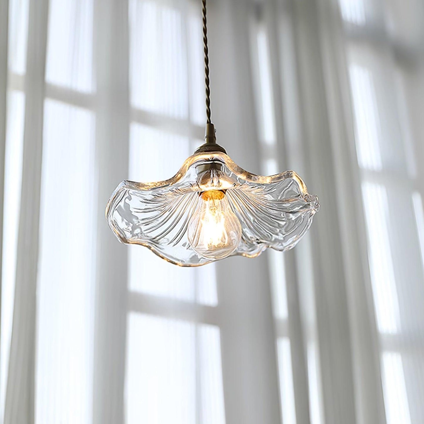 Flower Glass Pendant Lamp Retro Transparent Ceiling Light | Glass & Copper | E26 E27 LED Compatible | Warm Ambient Indoor Lighting
