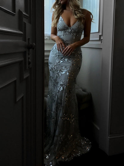 Glamorous Sequin V-Neck Backless Maxi Dress for Elegant Evenings