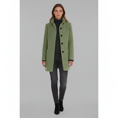 Cappotto femminile elegante dal design essenziale