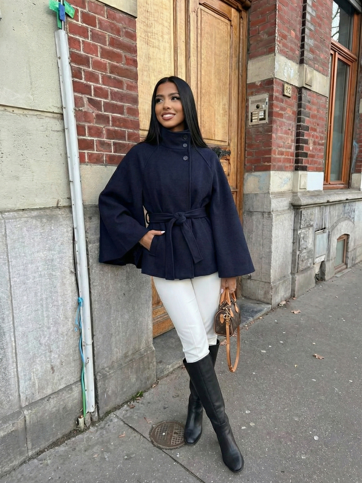 CHLOE™ | Höghalsad Kappa med Bälte