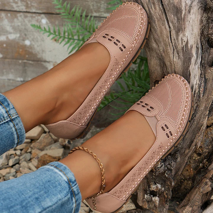 Flat Orthopaedic Shoes