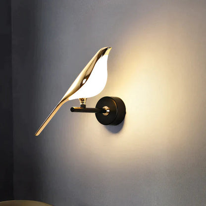 Malo | Moderne Vogel Wandlamp – Luxe Goudkleurig Design met Energiezuinige LED