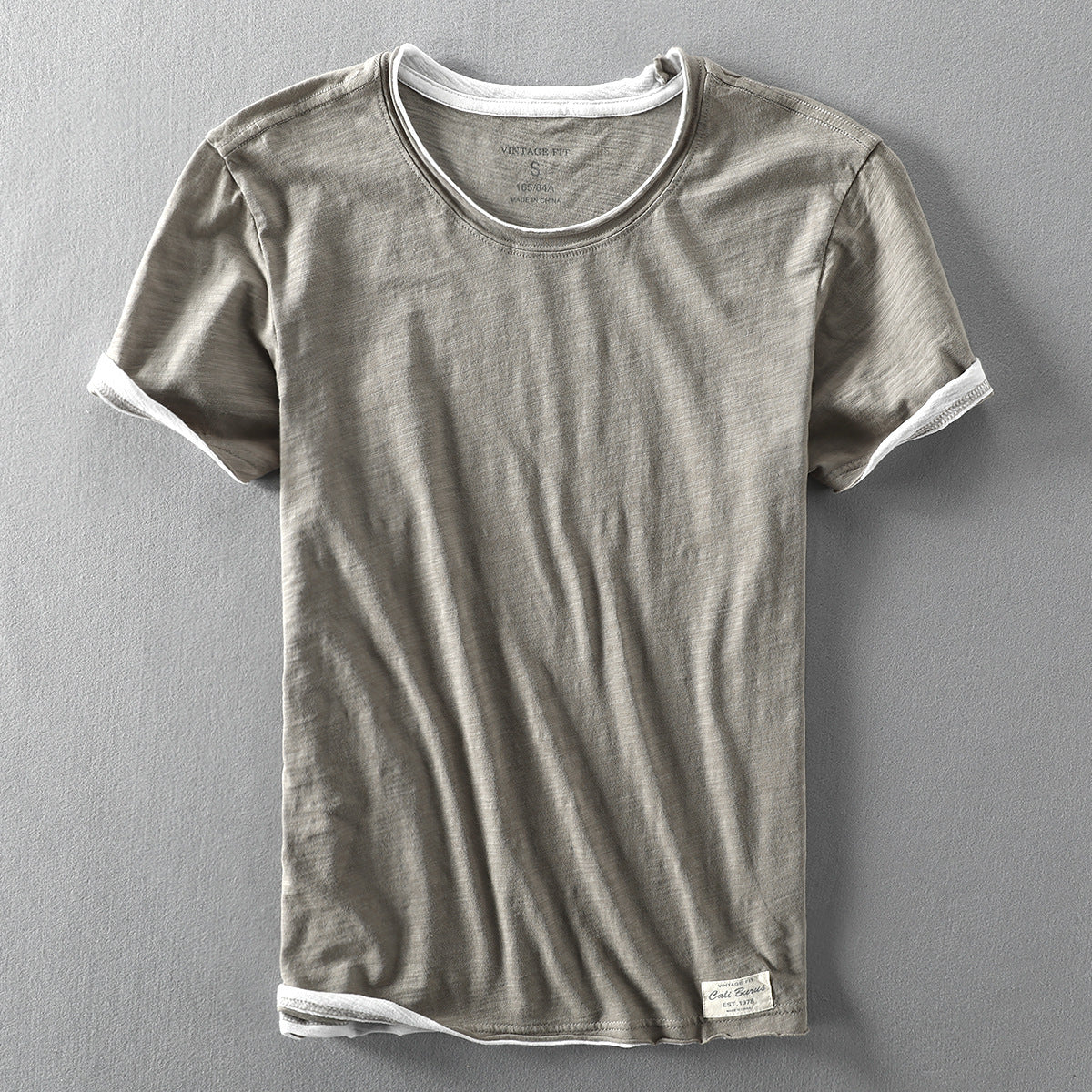 Męski T-Shirt z Krótkim Rękawem o Klasycznym Kroju | Minimalistyczny Styl