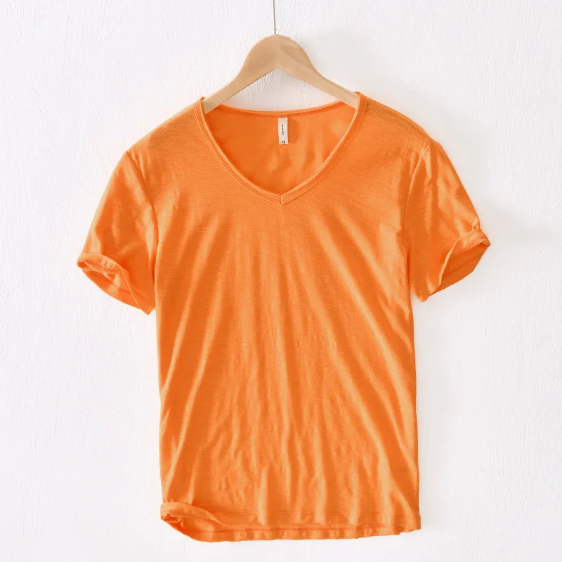 Herren-T-Shirt mit V-Ausschnitt und kurzen Ärmeln 1